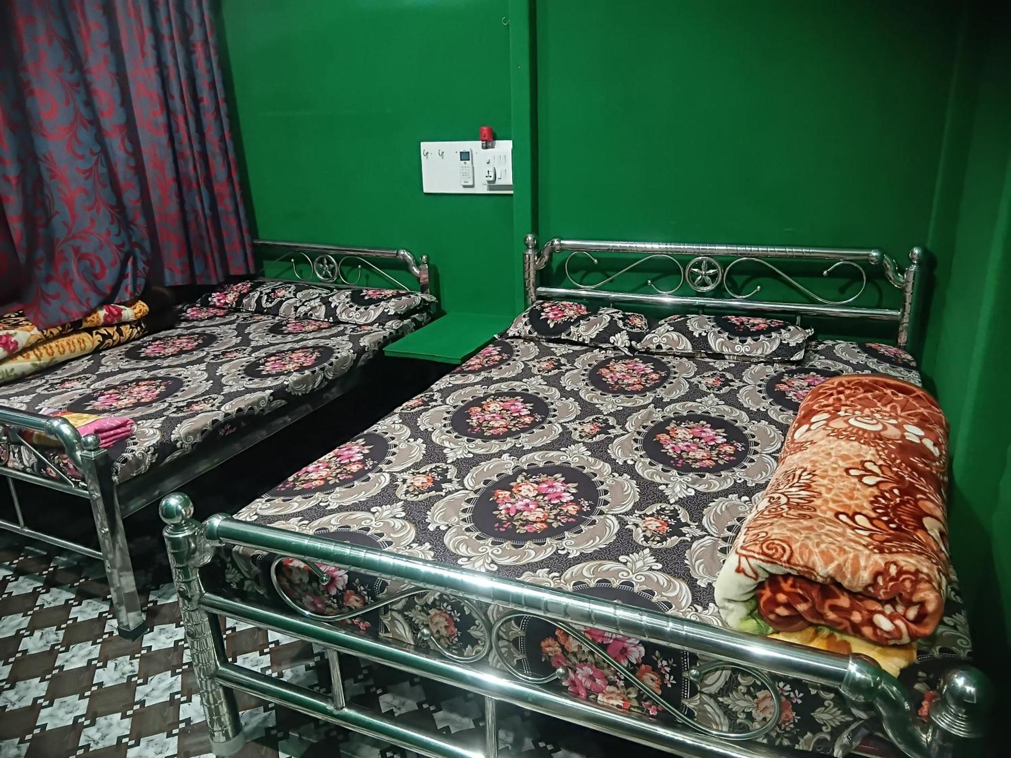 Green View Homestay Siliguri Habitación foto